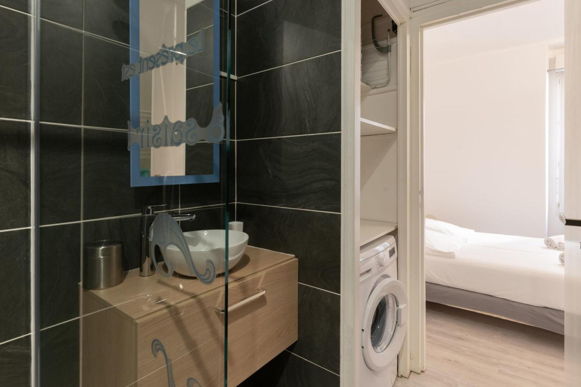 Appartement A 200M Du Chateau Et Du Port Порник Екстериор снимка