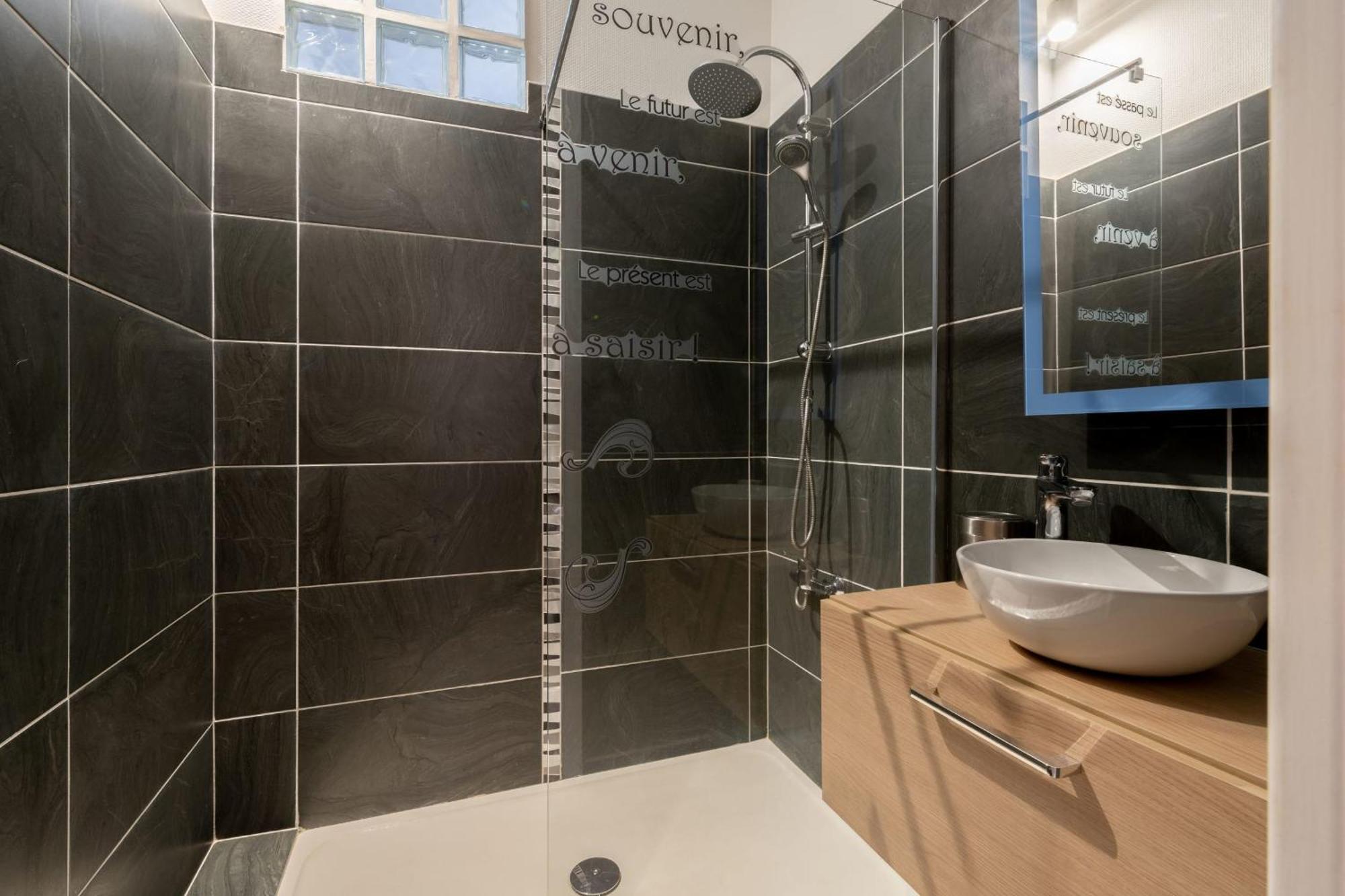 Appartement A 200M Du Chateau Et Du Port Порник Екстериор снимка