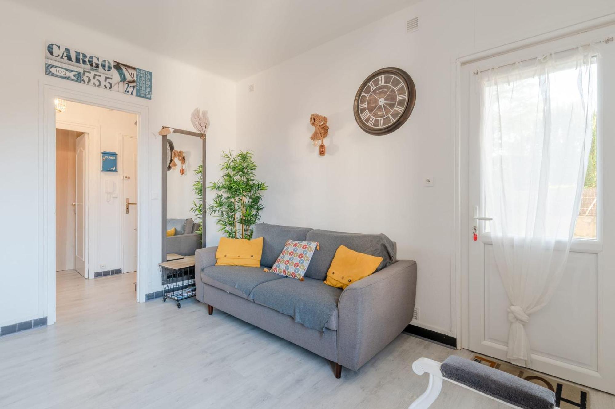 Appartement A 200M Du Chateau Et Du Port Порник Екстериор снимка